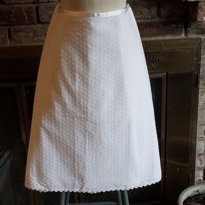 ISAAC MIZRAHI Eyelet Skirt Size 10